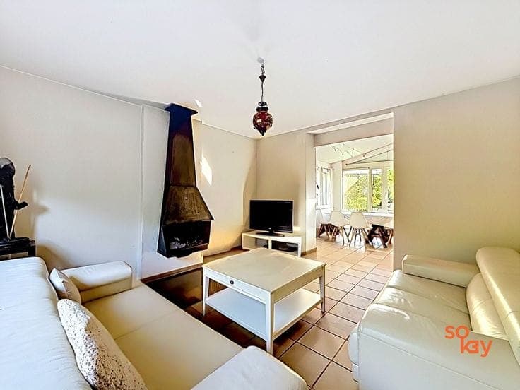 Charming villa + workshop on a plot of 19.47 ares!