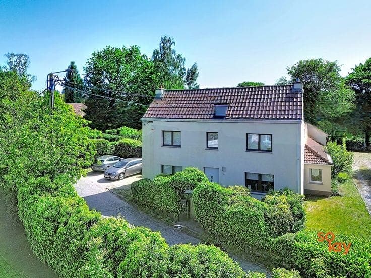 Charming villa + workshop on a plot of 19.47 ares!