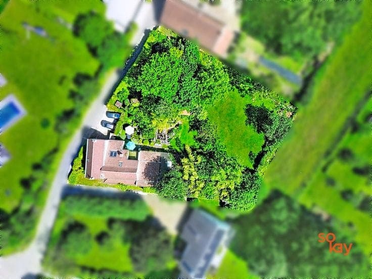 Charming villa + workshop on a plot of 19.47 ares!