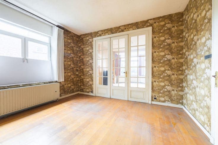 House in Vise