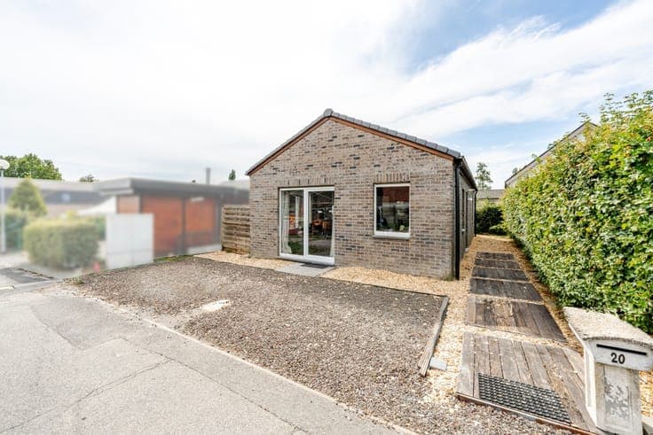 Move-in ready detached house in quiet Temse