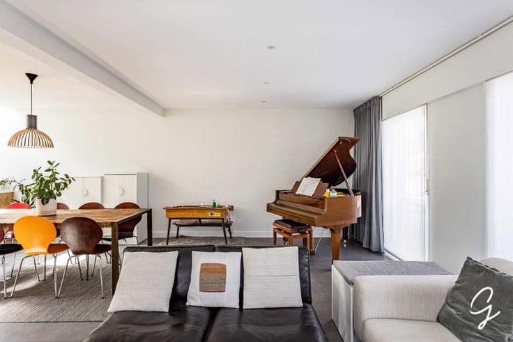 Renovated 4-bedroom home in a prime location