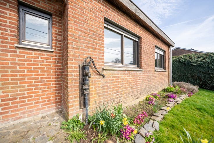 Detached house to renovate in Saint-Pierre