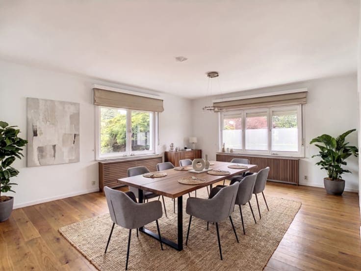 Stunning 7-bedroom villa - St John's neighborhood