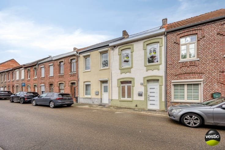 TE RENOVEREN RIJWONING IN HET CENTRUM VAN SINT-TRUIDEN