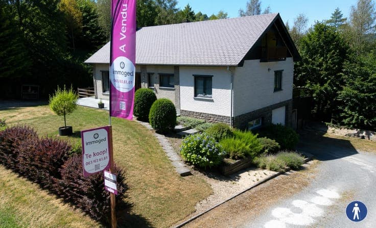 House in Les Hayons