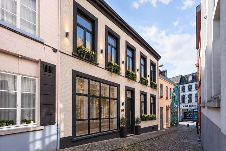 Investment property in Mons