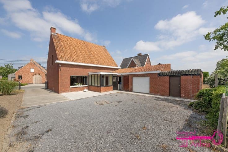 MOLSTENSTRAAT 6 - 8780 OOSTROZEBEKE