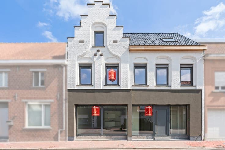 Volledig gerenoveerde woning in hartje Zarren