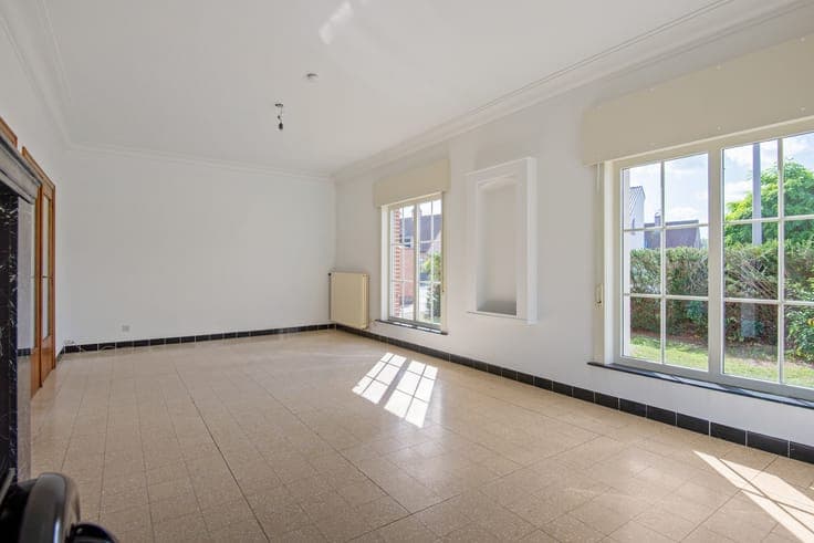 Bright three-bedroom house with a spacious garden for sale in Berlare