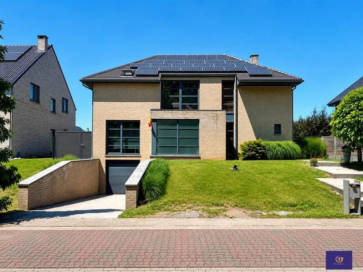 Beautiful house is waiting for you!