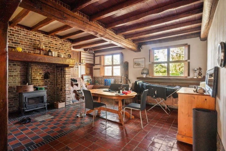 UITZONDERLIJK LANDHUIS OP PERCEEL VAN 1.194 m²!