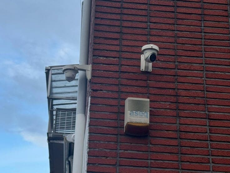 Apartment building