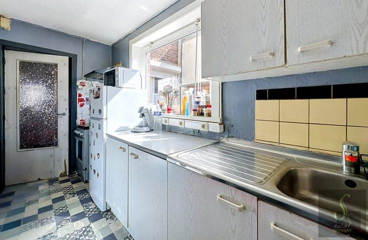 Sale - House Binche - 99,000 €