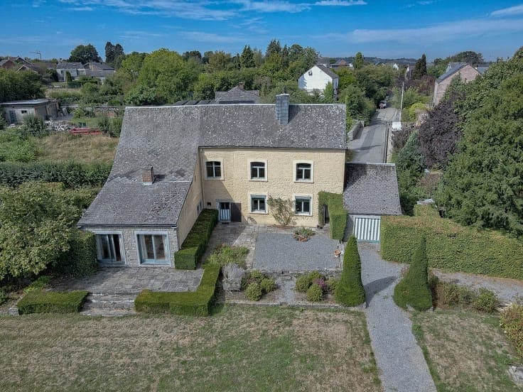 House in Erpent