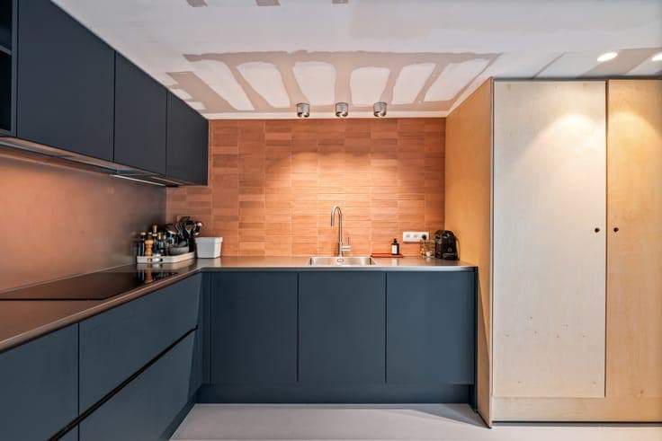 Cozy city home with 4 bedrooms and sun terrace.