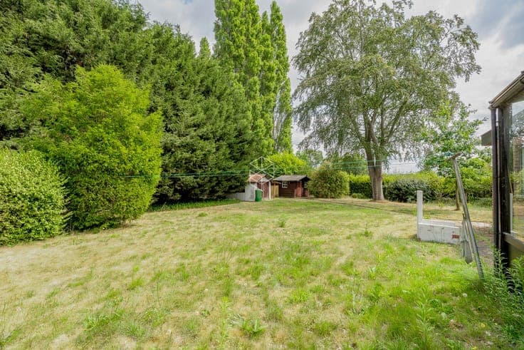 Centraal gelegen gelijkvloerse woning met royale tuin op ...