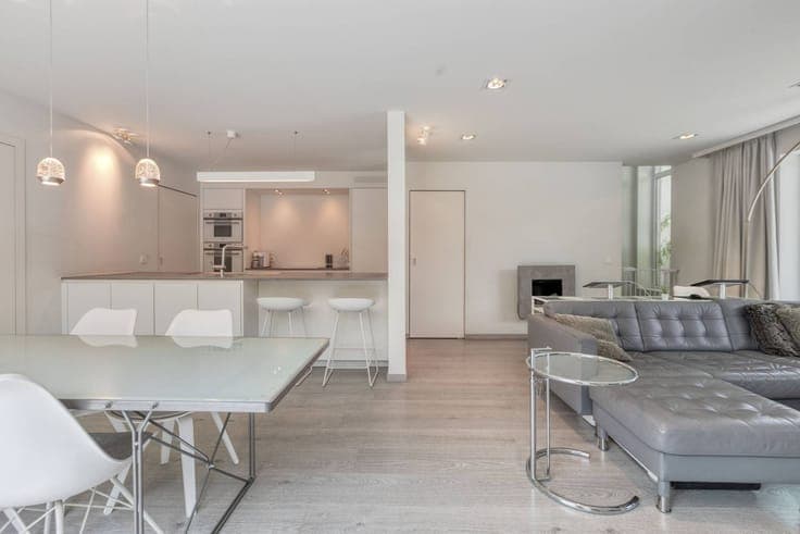Beautiful, energy-efficient BEN home on a beautiful plot for