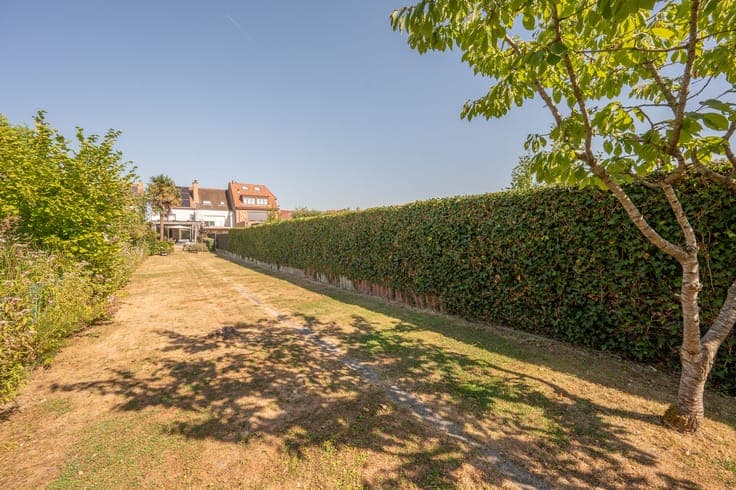 Magnificent fully renovated home, situated in a prime locati