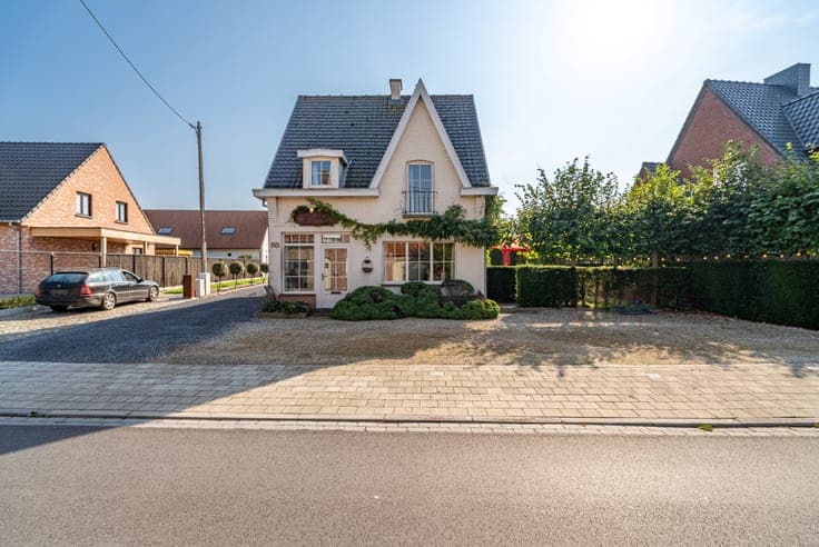 House in Zwevezele