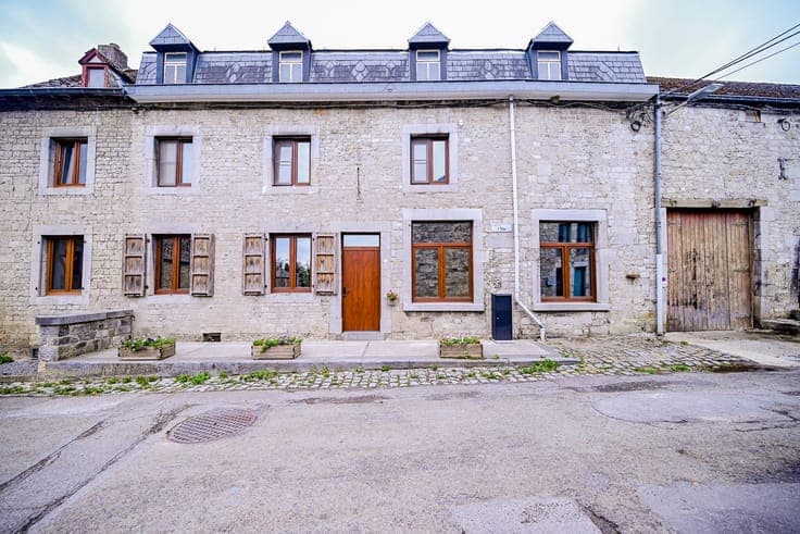 House 3CH with garage and garden!