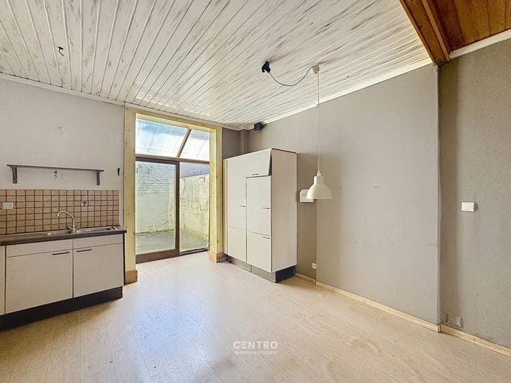 Betaalbare woning met 4 slpks, garage én terras te Blanke...