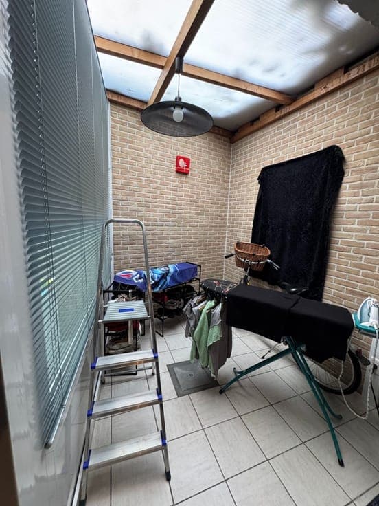 🏡 Te koop: Woning in hartje Brugge – volledig te renovere...