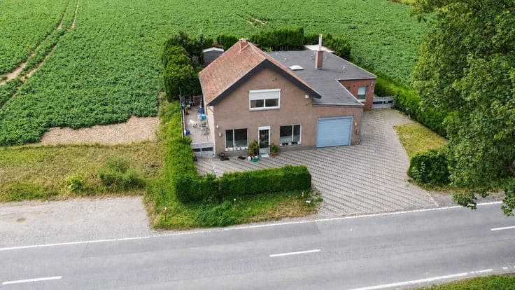 Sale - House Bassenge - 259,000 €