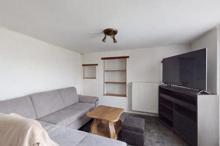 Farmhouse with great potential and annex