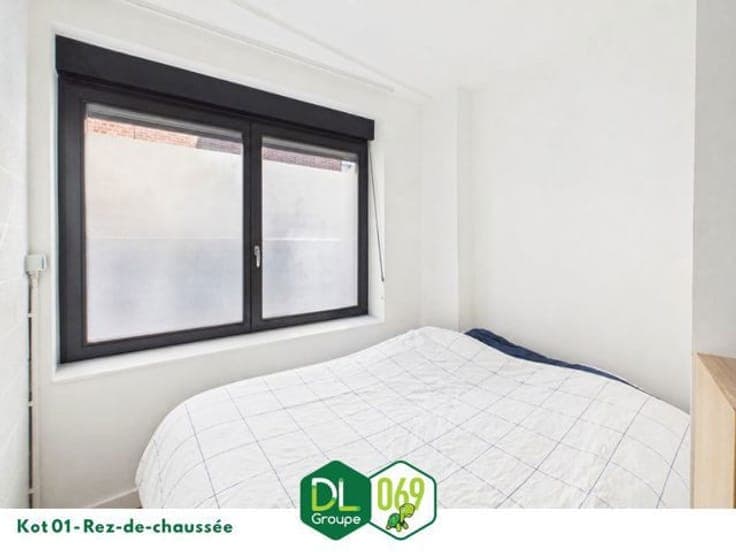 Building with 3 Student Rooms in the Heart of Tournai City
