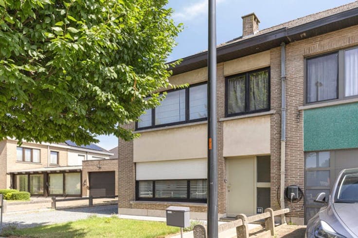 Immeuble de rapport comprenant 2 logements