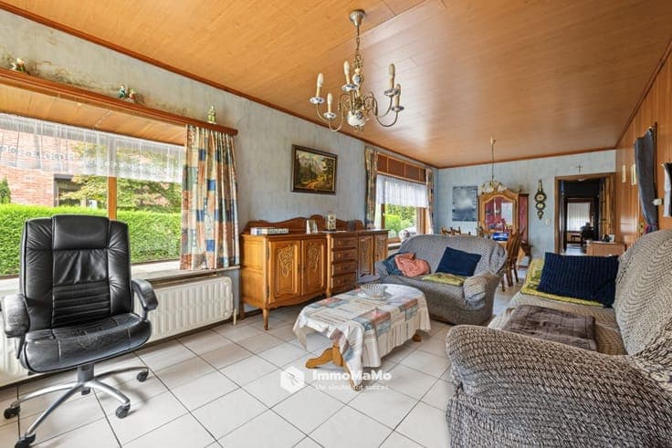 HUIS TE KOOP MET 4 SLAAPKAMERS IN LOCHRISTI (WACHTEBEKE)