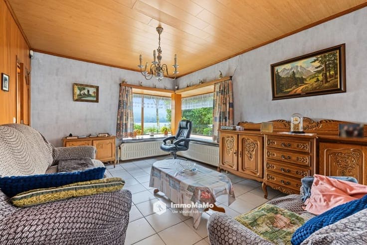 HUIS TE KOOP MET 4 SLAAPKAMERS IN LOCHRISTI (WACHTEBEKE)
