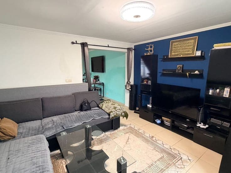 Gezellige halfopen woning met 2 slaapkamers en zolder in ...
