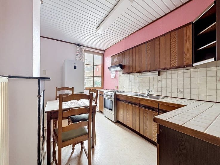 MAISON – 3 FACADES – 3 CH – JARDIN – TERRASSE – PARKING