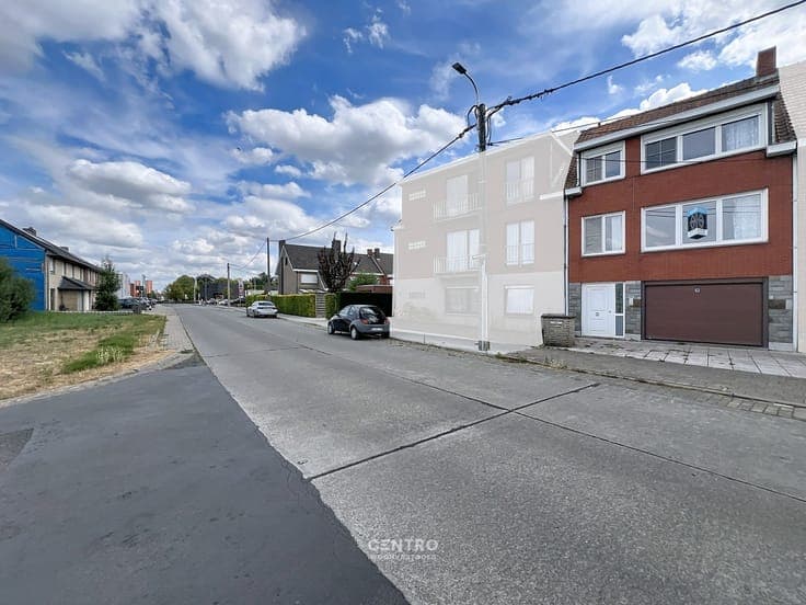 BEL-ETAGEWONING, perfecte basis voor lichte renovatie op ...