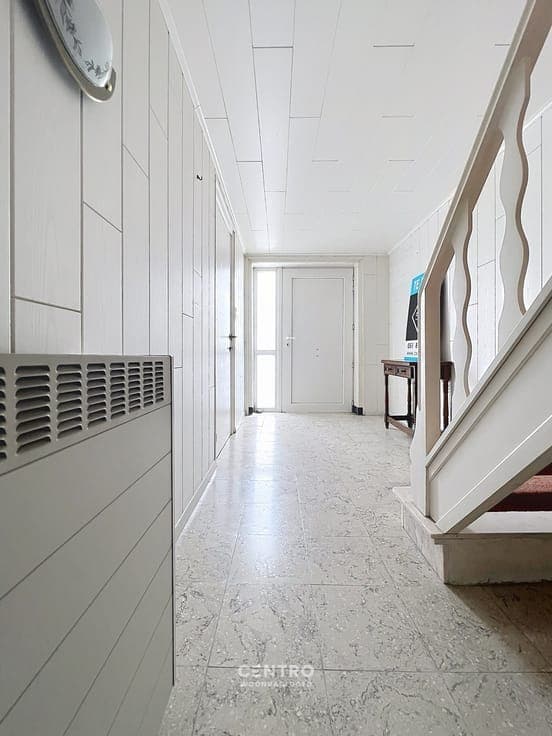 BEL-ETAGEWONING, perfecte basis voor lichte renovatie op ...