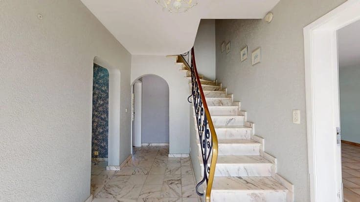 Sale - House Sélange - 419,000 €