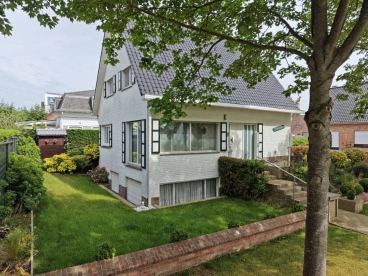 CHARMANTE WONING OP TOPLOCATIE