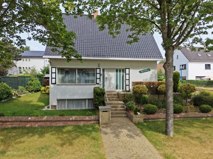 CHARMANTE WONING OP TOPLOCATIE