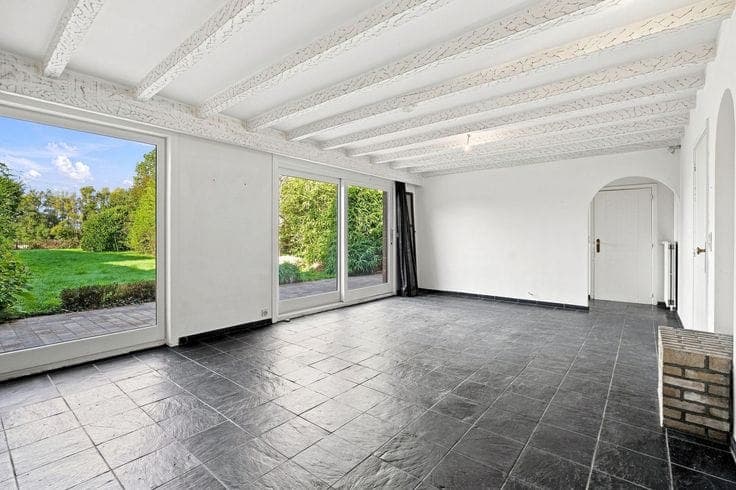 Spacious family home in Westvleterendorp | FOR SALE