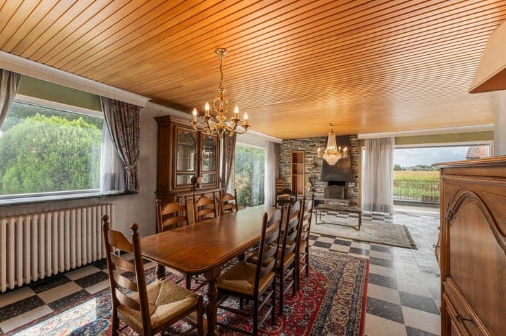 Statige woning met tal van mogelijkheden op zeer goeie lo...