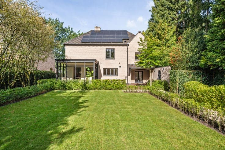 Charming renovated villa in a green area in Westmalle on a