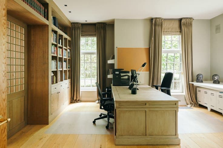 A stately villa in the Norman style in a prime location in S