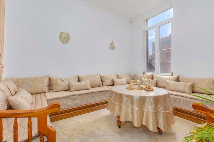 Mansion with commercial property in Antwerp-North.