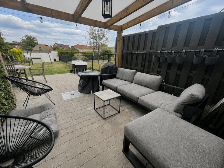 Spacious 4-bedroom family home on 2a 28ca (EPC: C)