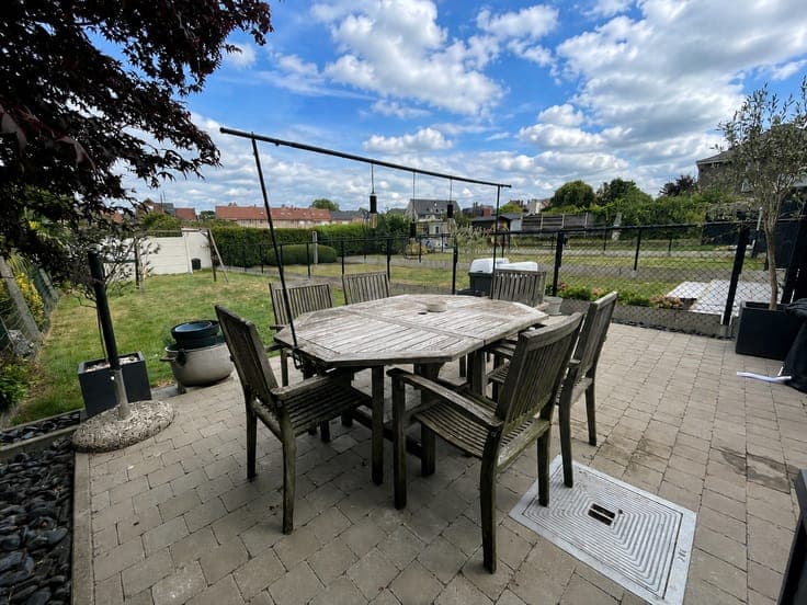Spacious 4-bedroom family home on 2a 28ca (EPC: C)