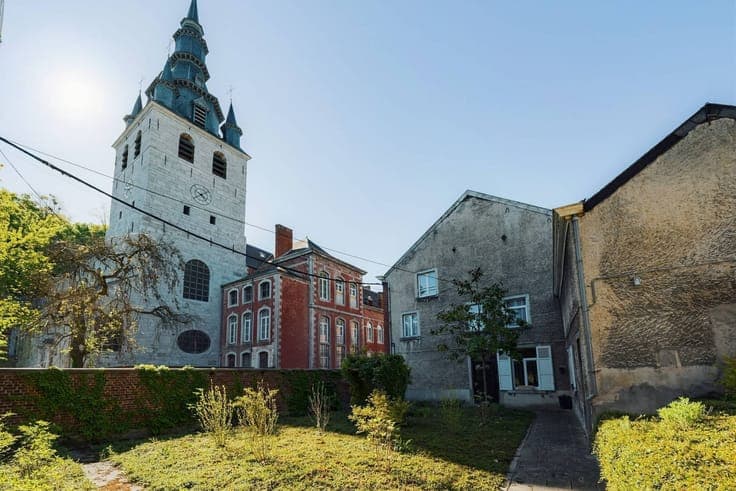Volumes impressionnants et cachet préservé : plus de 500 m²