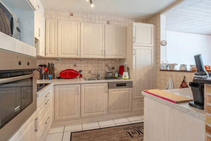Peaceful living near Brussels:4 bedrooms, garage & terrace!