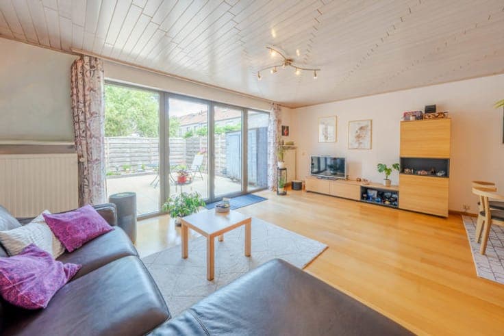 Peaceful living near Brussels:4 bedrooms, garage & terrace!